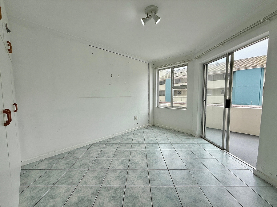 2 Bedroom Property for Sale in Beachfront Western Cape